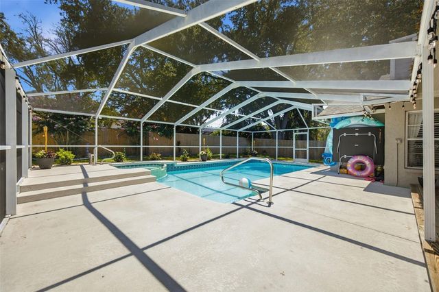 2409 ARBORWOOD DRIVE, Valrico, FL 33596