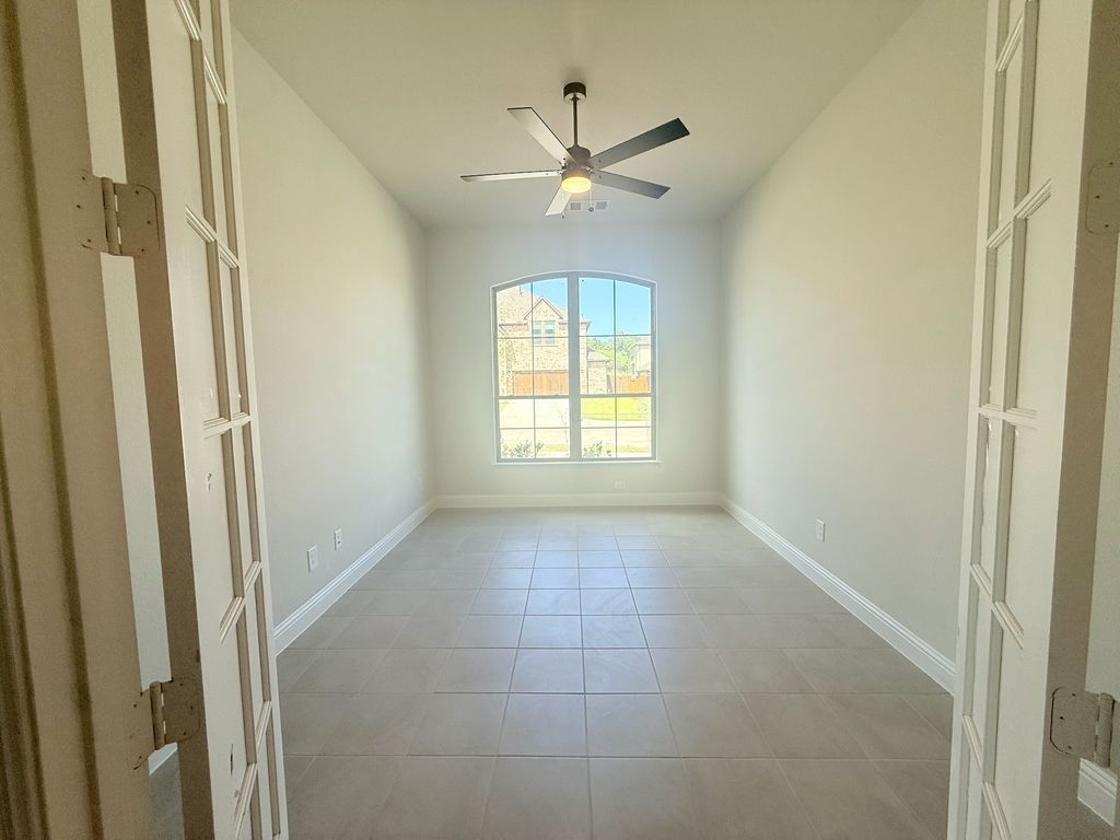 317 Aurora Hills Trail, Burleson, TX 76028 — photo 3