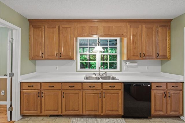 589 Howser Mill Road, Dawsonville, GA 30534