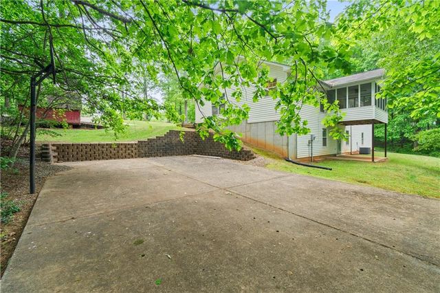 589 Howser Mill Road, Dawsonville, GA 30534
