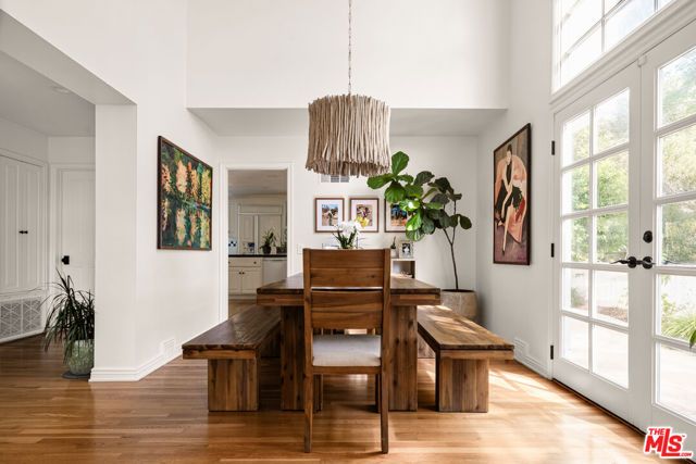 13641 Bayliss Road, Los Angeles, CA 90049