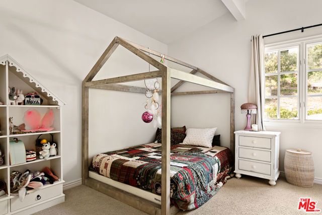 13641 Bayliss Road, Los Angeles, CA 90049