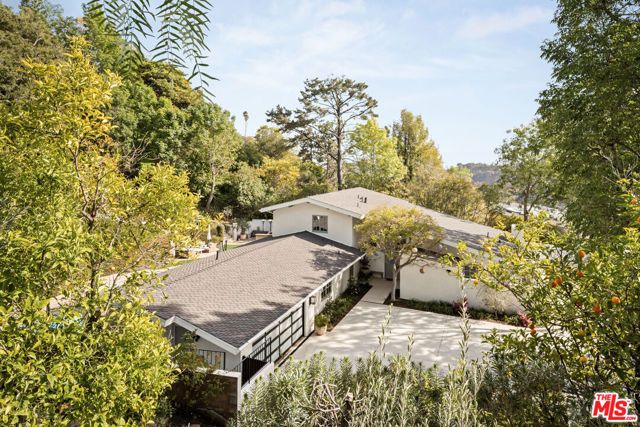 13641 Bayliss Road, Los Angeles, CA 90049