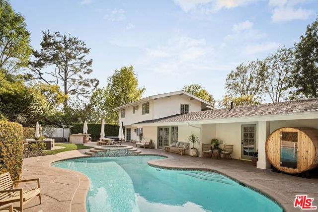 13641 Bayliss Road, Los Angeles, CA 90049