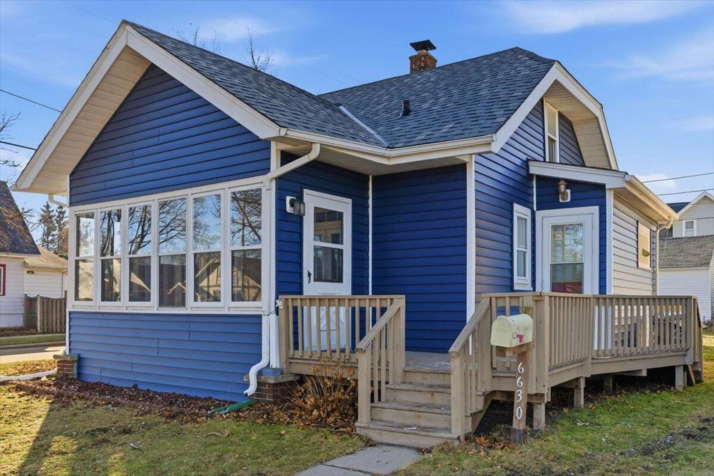 6630 37th AVENUE, Kenosha, WI 53142