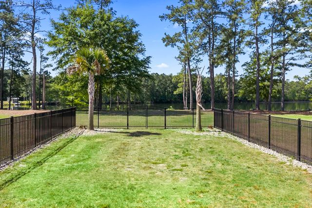 317 Long Meadow Dr., Loris, SC 29569