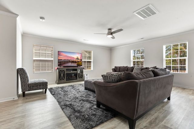 317 Long Meadow Dr., Loris, SC 29569