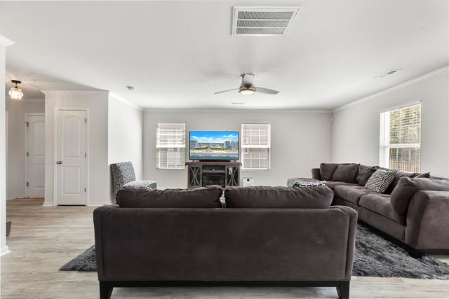 317 Long Meadow Dr., Loris, SC 29569