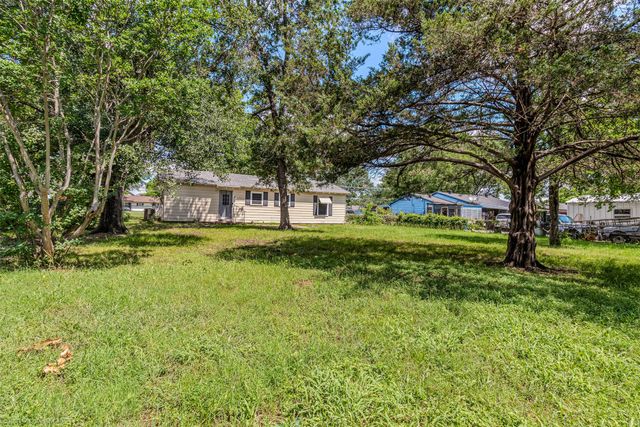 1600 N Frances Street, Terrell, TX 75160