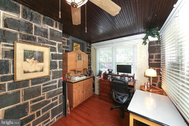 620 S SUMNEYTOWN PIKE, North Wales, PA 19454