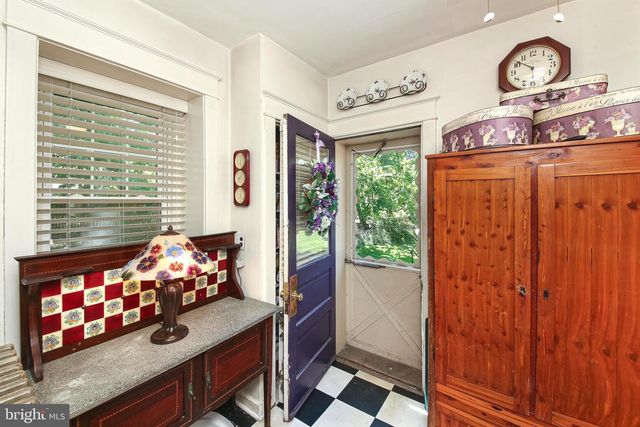 620 S SUMNEYTOWN PIKE, North Wales, PA 19454