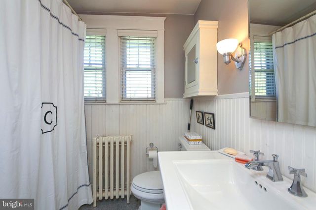 620 S SUMNEYTOWN PIKE, North Wales, PA 19454