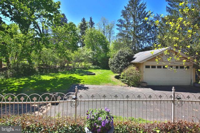 620 S SUMNEYTOWN PIKE, North Wales, PA 19454