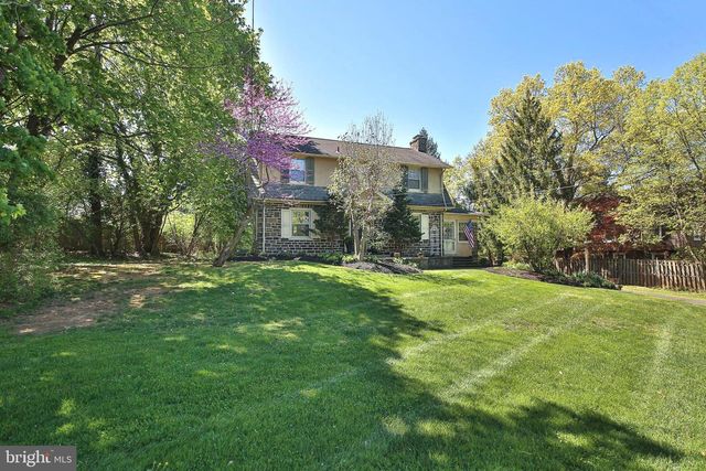 620 S SUMNEYTOWN PIKE, North Wales, PA 19454