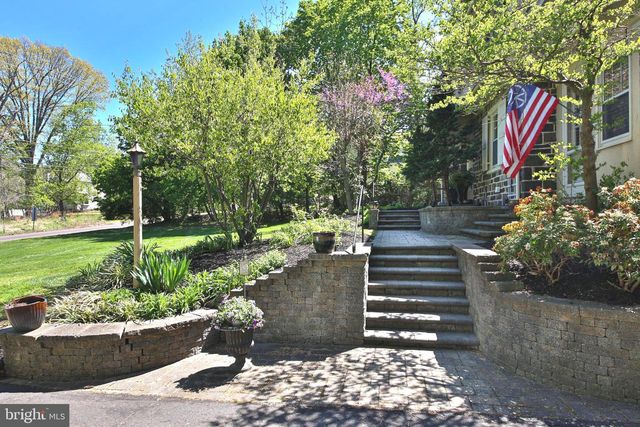 620 S SUMNEYTOWN PIKE, North Wales, PA 19454