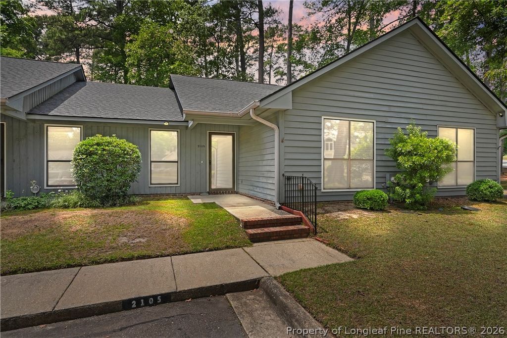 2105 Wexford Oaks Court, Fayetteville, NC 28303 — exterior