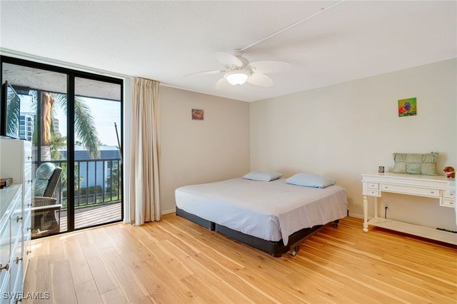 3460 N Key DR 301, North Fort Myers, FL 33903