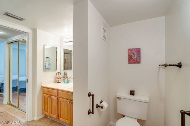 3460 N Key DR 301, North Fort Myers, FL 33903