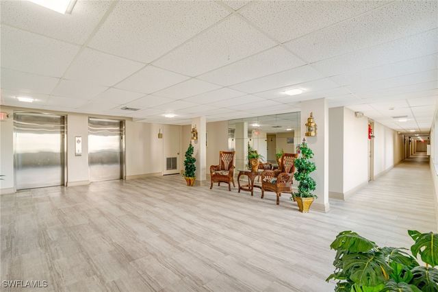3460 N Key DR 301, North Fort Myers, FL 33903