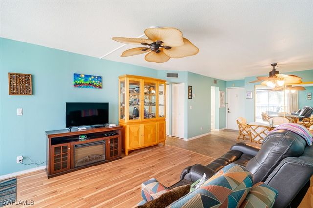3460 N Key DR 301, North Fort Myers, FL 33903