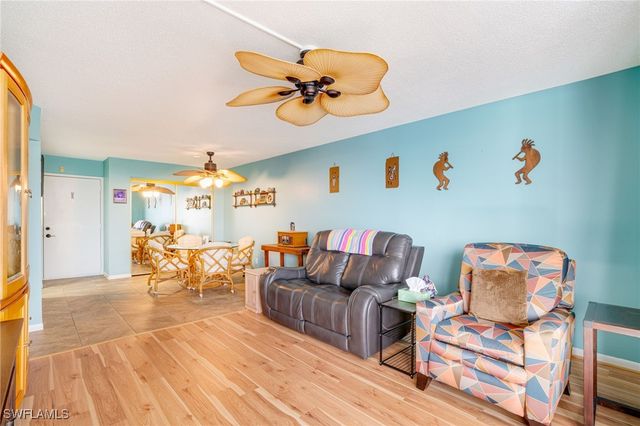 3460 N Key DR 301, North Fort Myers, FL 33903
