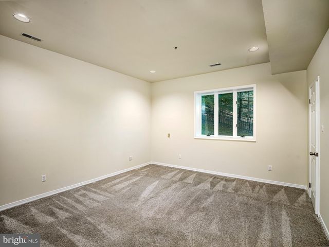 3300 SAWMILL RD, Newtown Square, PA 19073
