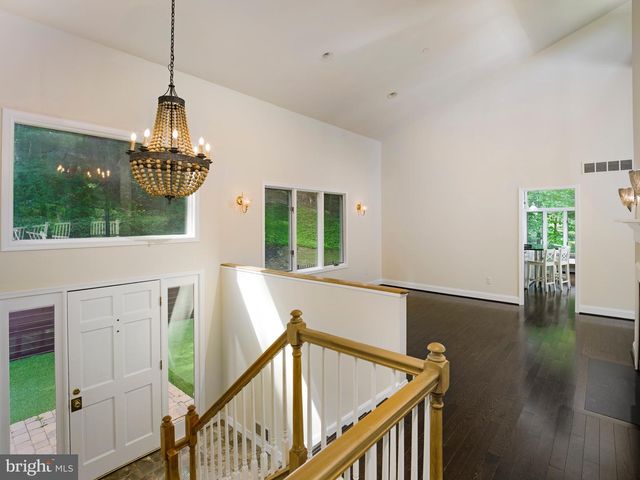 3300 SAWMILL RD, Newtown Square, PA 19073