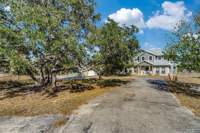 425 River Mountain, Boerne, TX 78006
