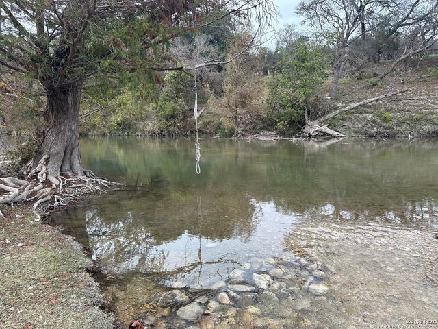 425 River Mountain, Boerne, TX 78006