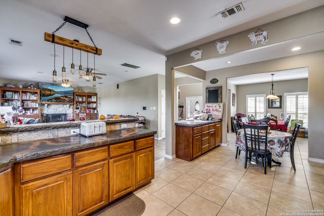 425 River Mountain, Boerne, TX 78006