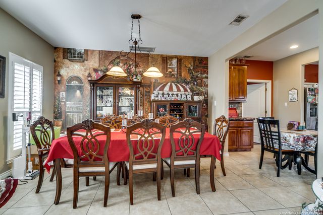 425 River Mountain, Boerne, TX 78006