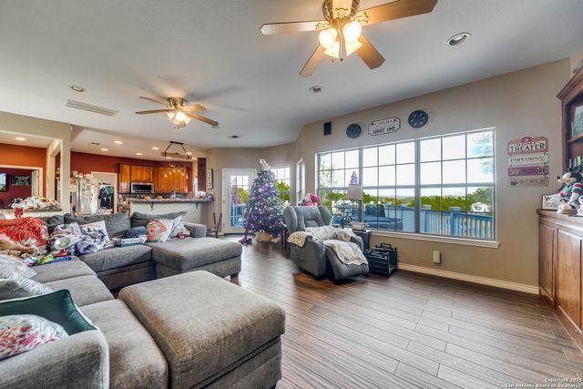 425 River Mountain, Boerne, TX 78006