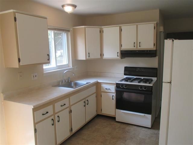 203 N Christine Circle, Mt Clemens, MI 48043