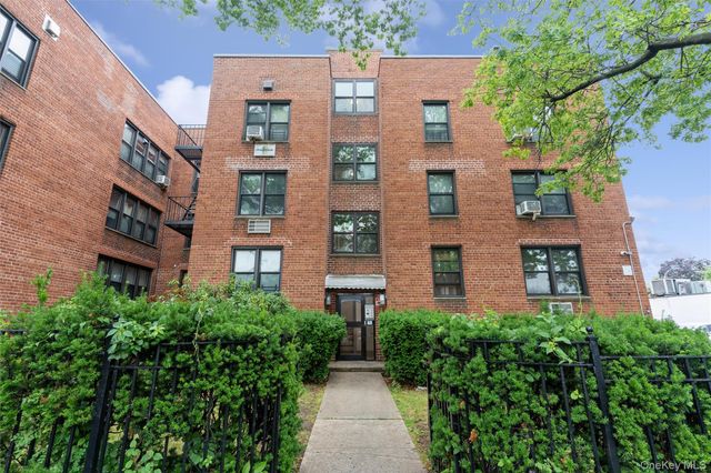 182-12 Horace Harding Expressway 1K, Fresh Meadows, NY 11365