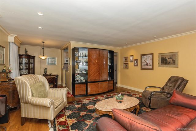 182-12 Horace Harding Expressway 1K, Fresh Meadows, NY 11365