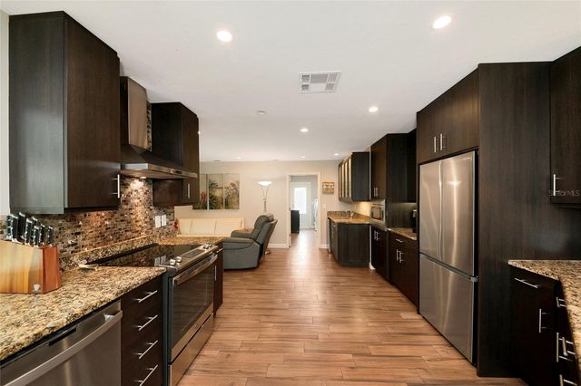 157 LOOKOUT POINT DRIVE, Osprey, FL 34229
