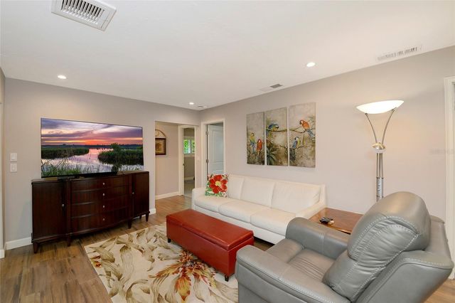 157 LOOKOUT POINT DRIVE, Osprey, FL 34229