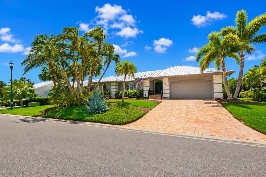 157 LOOKOUT POINT DRIVE, Osprey, FL 34229