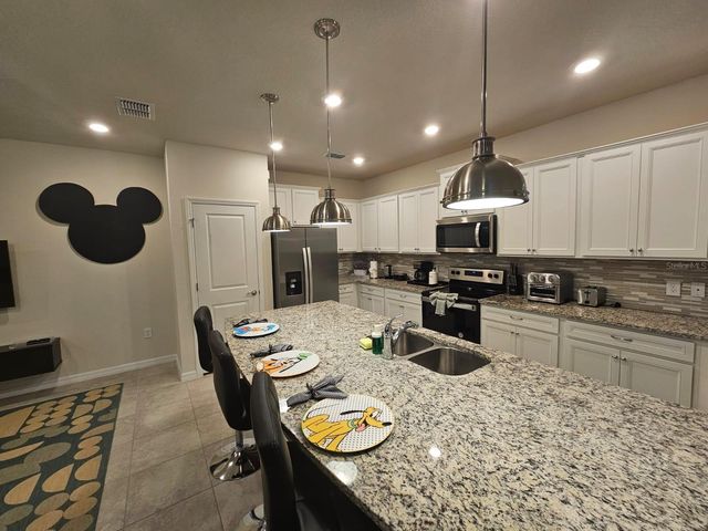 3942 LANA AVENUE, Davenport, FL 33897