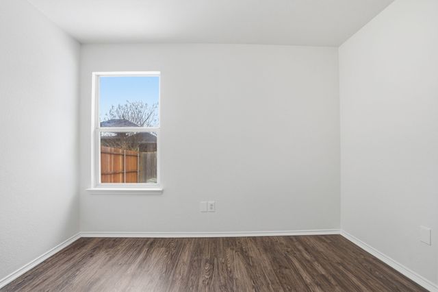 1000 Caleb Street, Burleson, TX 76028