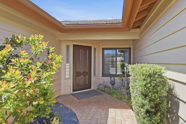 18324 Hampshire Ln, San Diego, CA 92128