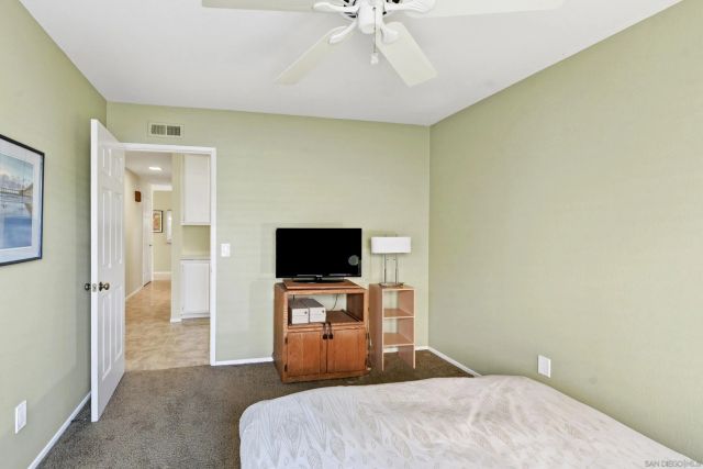 18324 Hampshire Ln, San Diego, CA 92128