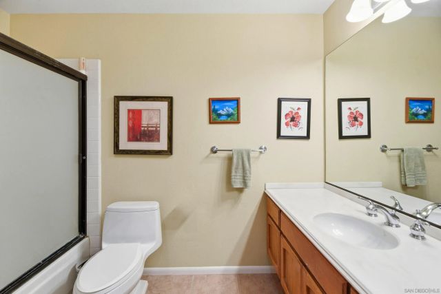 18324 Hampshire Ln, San Diego, CA 92128