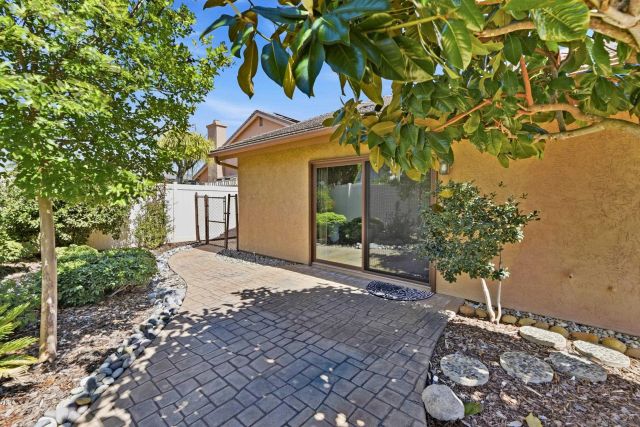 18324 Hampshire Ln, San Diego, CA 92128