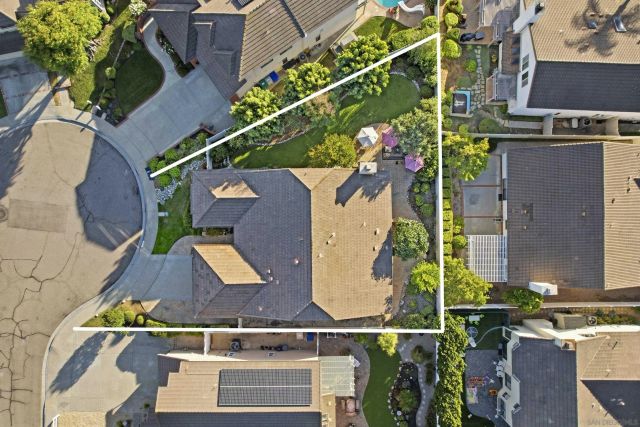 18324 Hampshire Ln, San Diego, CA 92128