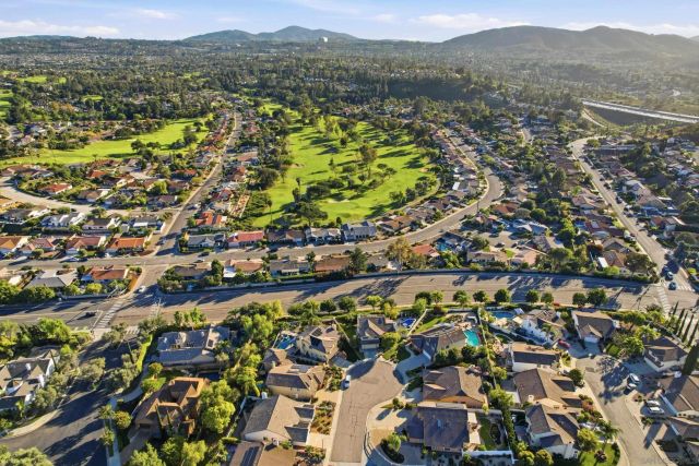 18324 Hampshire Ln, San Diego, CA 92128