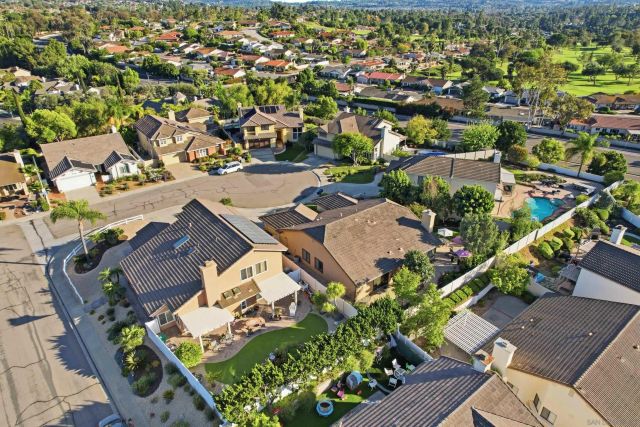 18324 Hampshire Ln, San Diego, CA 92128