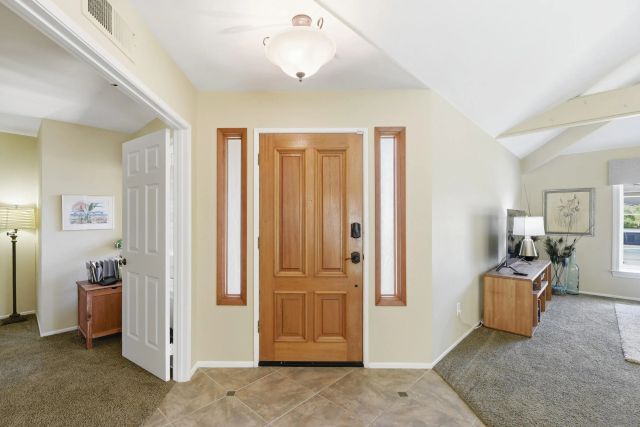 18324 Hampshire Ln, San Diego, CA 92128