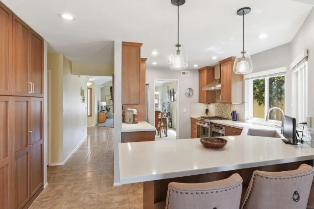 18324 Hampshire Ln, San Diego, CA 92128