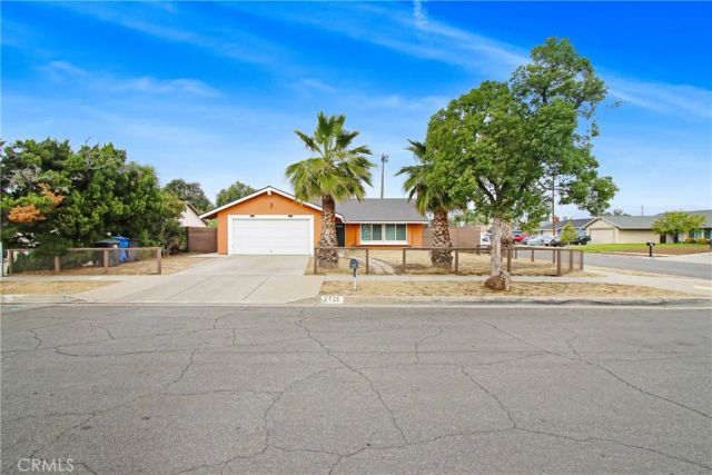 2526 Birch, San Bernardino, CA 92410